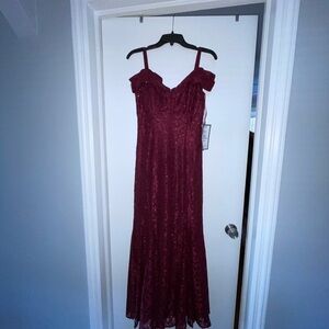 R&M Richards Berry Sleeveless Spaghetti Strap Gown